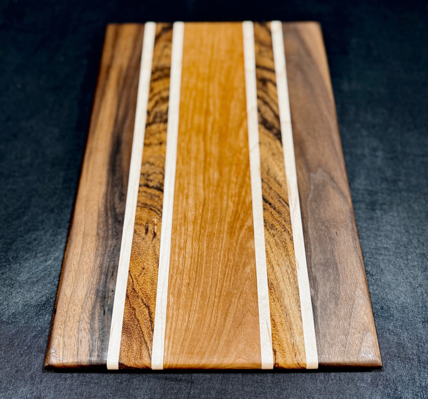 Cutting board - 16x10 - Walnut / Maple / Zebrawood / Cherry